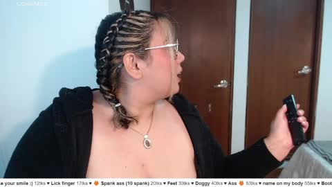 Snapshot of yini_angel07 chatting on May 2026 03:03:02 AM hii i am yini online show from May 2026 03:03:02 AM