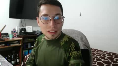 Snapshot of yinmao08 chatting on February 2026 02:32:02 AM yinmao08 online show from February 2026 02:32:02 AM