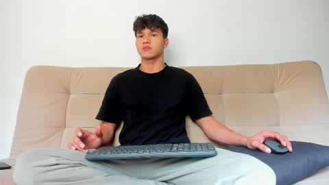 yizus_bonz online show from March 2026 09:41:01 PM