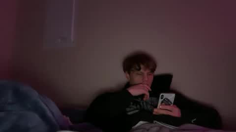 yktws online show from May 2026 04:21:01 AM