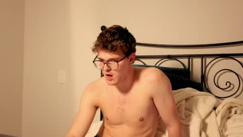 yngdesire1 online show from April 2026 11:30:02 AM