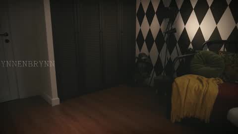 ynnenbrynn online show from February 2025 10:59:01 AM