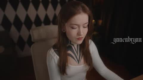 ynnenbrynn online show from November 2025 10:27:01 AM