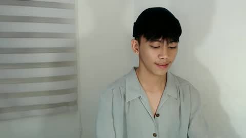 ynotyu online show from October 2025 03:36:01 PM