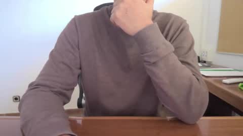 Yo47 online show from November 2025 03:27:01 PM