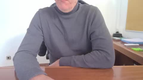 Yo47 online show from December 2025 02:23:02 PM