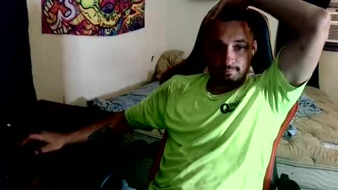 Snapshot of yobleez chatting on June 2026 02:05:02 AM yobleez online show from June 2026 02:05:02 AM