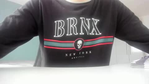 Snapshot of yoda130305 chatting on December 2024 01:10:02 PM yoda130305 online show from December 2024 01:10:02 PM