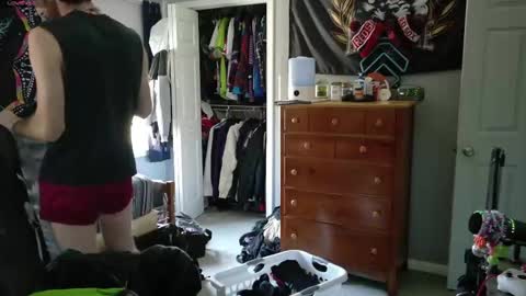 Yogurtmaker online show from April 2026 07:19:01 PM