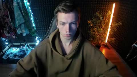 Snapshot of yoi_aji chatting on September 2025 04:49:01 AM You can ask my name in pm online show from September 2025 04:49:01 AM