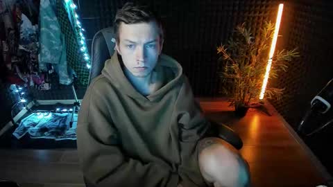 Snapshot of yoi_aji chatting on October 2025 06:31:01 AM You can ask my name in pm online show from October 2025 06:31:01 AM