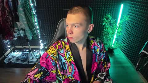 Snapshot of yoi_aji chatting on October 2025 06:09:01 PM You can ask my name in pm online show from October 2025 06:09:01 PM