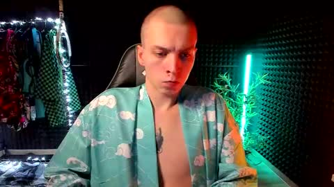 Snapshot of yoi_aji chatting on November 2025 02:17:02 PM You can ask my name in pm online show from November 2025 02:17:02 PM