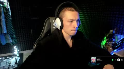 Snapshot of yoi_aji chatting on December 2025 02:57:02 PM You can ask my name in pm online show from December 2025 02:57:02 PM