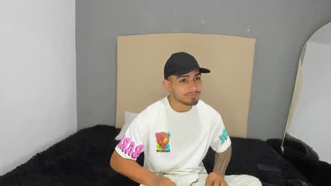 Yoi Olimpo online show from February 2025 12:38:02 PM