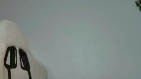 yoka_paradoxxx online show from November 2025 05:17:01 AM