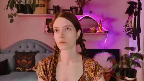 Snapshot of yoka_paradoxxx chatting on June 2026 12:42:02 PM yoka_paradoxxx online show from June 2026 12:42:02 PM