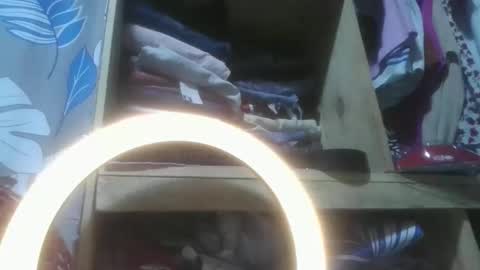 yolandrina05 online show from December 2025 03:00:02 AM