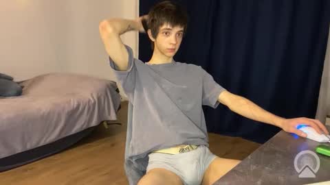 Yoo Dee Ohh online show from December 2025 02:01:02 PM