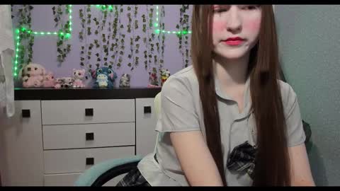 yoonhee_ki online show from March 2026 03:38:01 PM