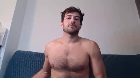 Yoooups online show from November 2025 01:12:02 PM