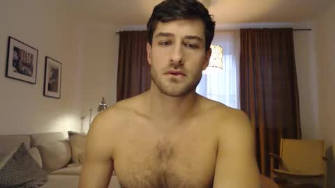 Yoooups online show from December 2025 12:21:02 PM