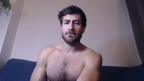 Yoooups online show from January 2026 08:36:02 PM