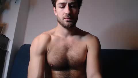 Yoooups online show from January 2026 06:13:01 PM