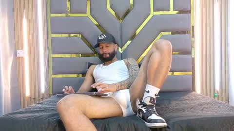 Snapshot of yorbymaxx1 chatting on January 2026 11:48:02 AM YORBY MAX online show from January 2026 11:48:02 AM