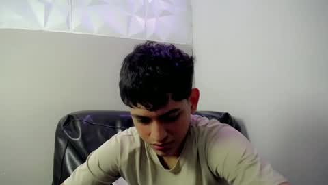 YOSEP online show from April 2026 03:33:02 AM