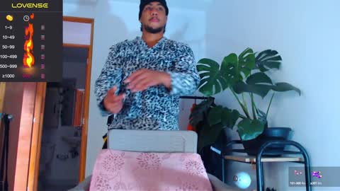 Enzo online show from January 2025 11:53:01 AM