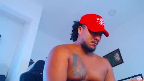 Snapshot of yosoy_enzo2020 chatting on February 2026 12:25:01 PM Enzo online show from February 2026 12:25:01 PM