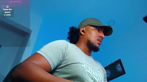 Snapshot of yosoy_enzo2020 chatting on February 2026 09:32:02 AM Enzo online show from February 2026 09:32:02 AM