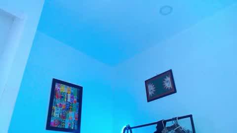 Snapshot of yosoy_enzo2020 chatting on February 2026 01:53:02 PM Enzo online show from February 2026 01:53:02 PM