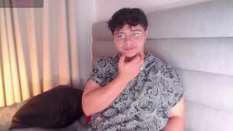 Snapshot of yossefmout chatting on June 2026 03:58:01 PM Yossef online show from June 2026 03:58:01 PM