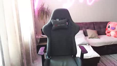 Bella online show from February 2026 06:50:01 AM