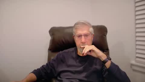 Colorado Guy Straight online show from November 2025 12:29:02 PM