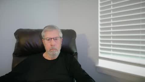 Snapshot of yougogirl_3 chatting on May 2026 12:02:01 PM Colorado Guy Straight online show from May 2026 12:02:01 PM