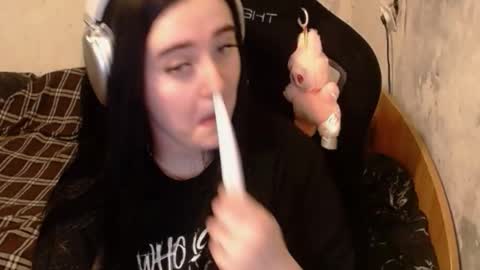 your_8a8y online show from September 2025 02:28:01 PM