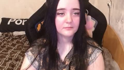 your_8a8y online show from November 2025 12:59:02 PM