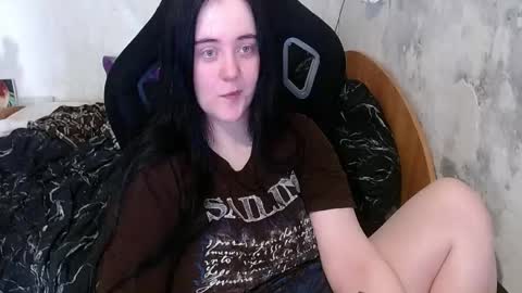 Snapshot of your_8a8y chatting on May 2026 01:27:01 PM your_8a8y online show from May 2026 01:27:01 PM