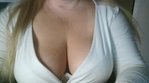 Maria Love online show from April 2026 05:02:02 AM