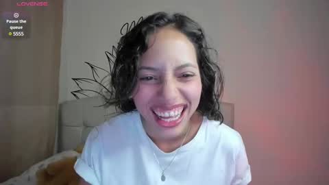 mia3 online show from January 2025 04:54:02 AM