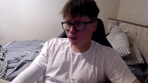 Snapshot of your_boyfriend123 chatting on July 2026 03:33:02 AM Max online show from July 2026 03:33:02 AM