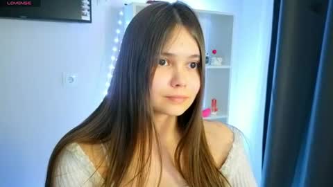 Snapshot of your_casual_vibes chatting on June 2026 06:31:01 PM Julia Next stream online show from June 2026 06:31:01 PM