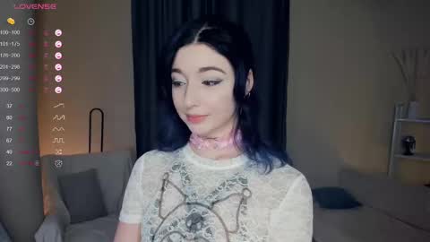 Lina online show from February 2025 06:54:01 AM