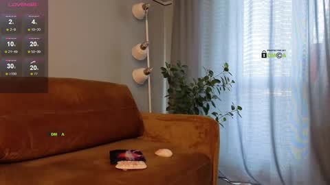 Snapshot of your_dream_alice chatting on March 2025 06:16:01 AM Alice online show from March 2025 06:16:01 AM