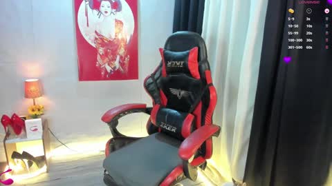 YourSeductiveWife online show from December 2024 04:04:01 PM