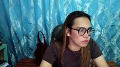 Snapshot of your_dreamgirlxxx69 chatting on September 2025 01:42:02 AM your_dreamgirlxxx69 online show from September 2025 01:42:02 AM