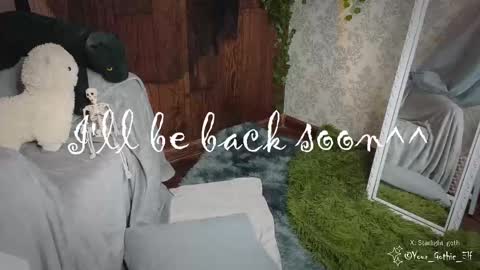 Stella online show from March 2025 10:24:02 PM